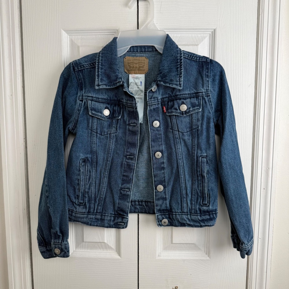Levi's Denim Trucker Jacket Size 10-12 Medium Blue Classic‎ Western Aesthetic